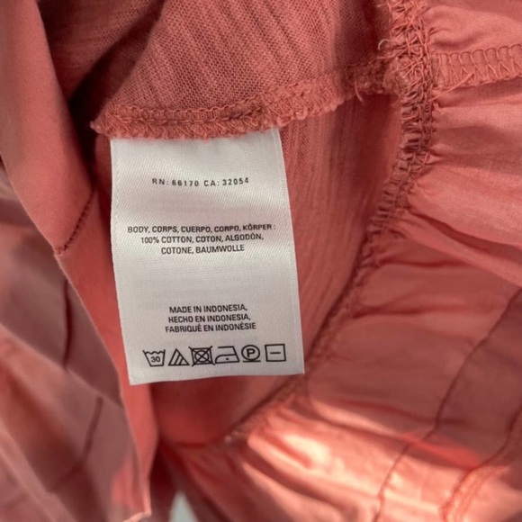 Anthropologie - Akemi + Kin - Oversized Ruffle Tee - Picture 7 of 8